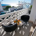 Terencio T2 2 Bedroom Apartmán *
