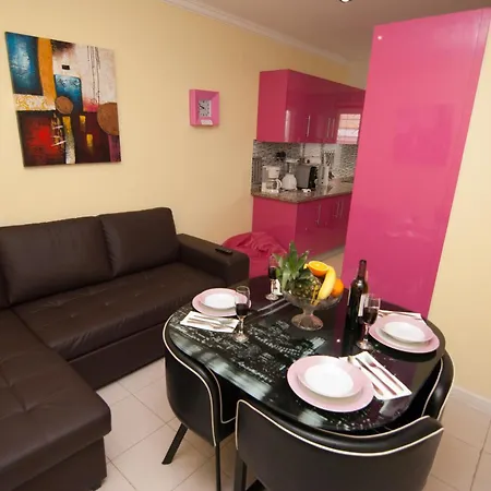 Terencio T2 2 Bedroom * אלבופיירה